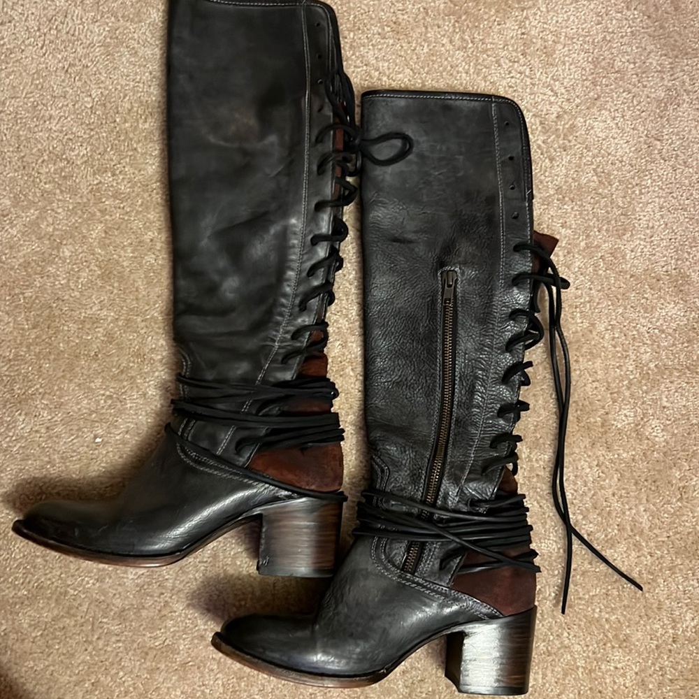 Freebird Coal Boots
